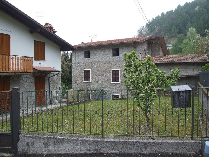 Breno appartamenti in localit Astrio a Brescia in Vendita