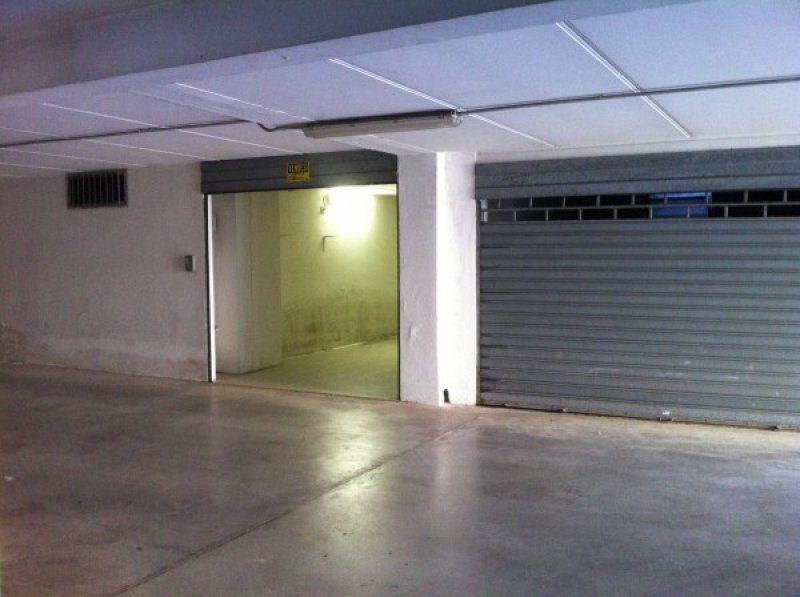 Garage a Porto San Giorgio a Fermo in Vendita