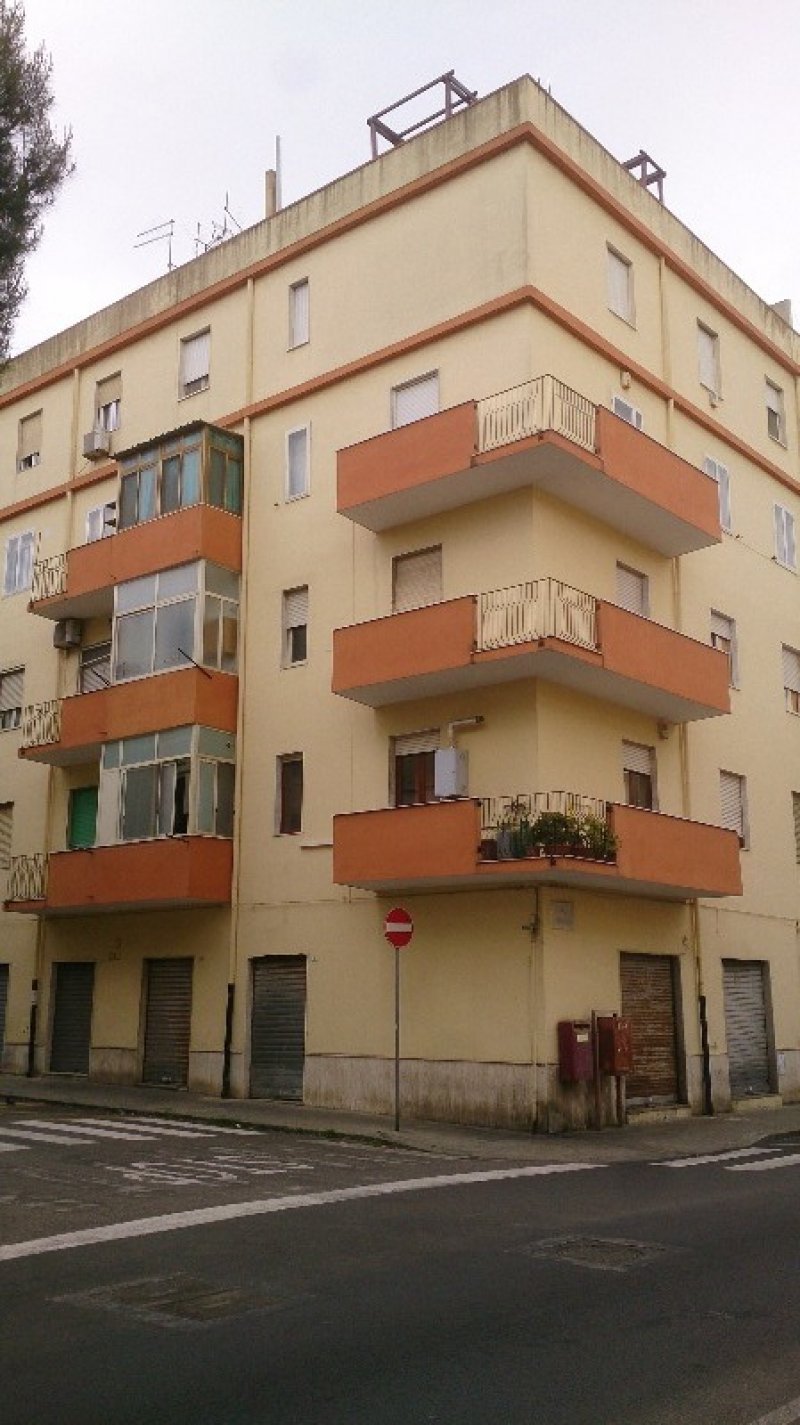 Cagliari appartamento sito in via Cornalias a Cagliari in Vendita
