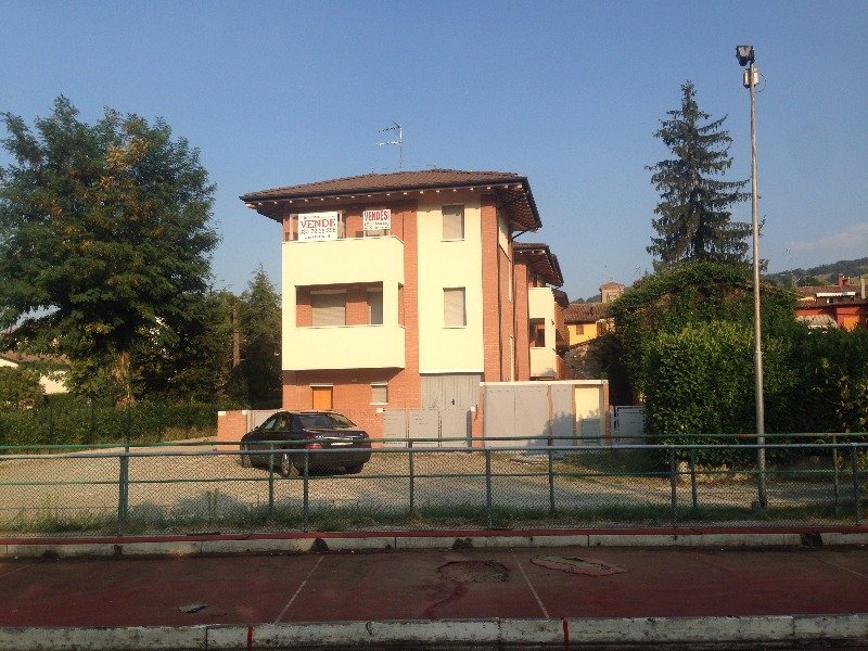 Savigno appartamento su due livelli a Bologna in Vendita