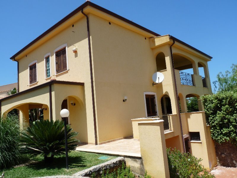 Villa unifamiliare presso Villagrazia di Carini a Palermo in Vendita