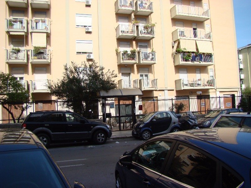 Palermo appartamento riscaldamento autonomo a Palermo in Vendita