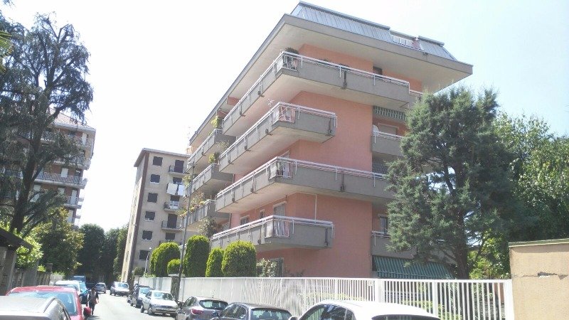 Busto Arsizio appartamento zona Sant'Edoardo a Varese in Vendita