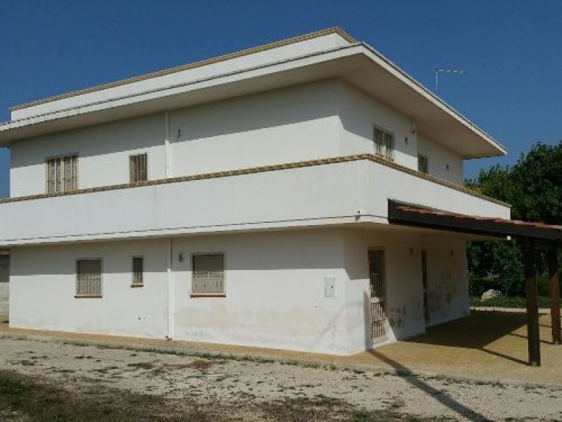 Villa da privato in Manduria in zona mare a Taranto in Vendita
