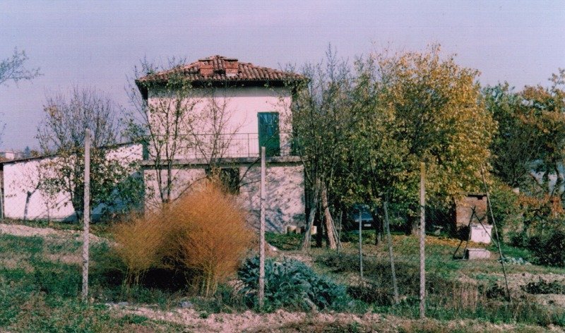 Costigliole d'Asti casa con terreno a Asti in Vendita