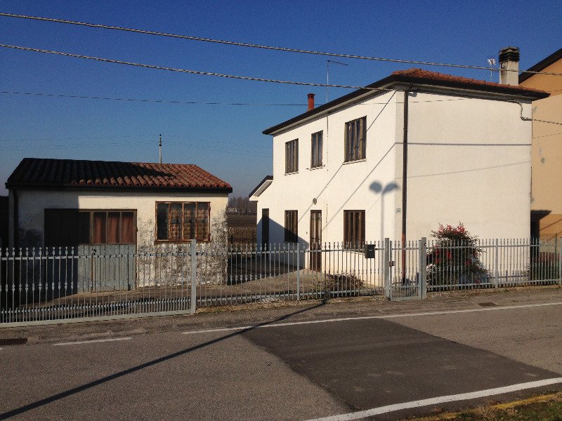 San Bellino abitazione singola a Rovigo in Vendita
