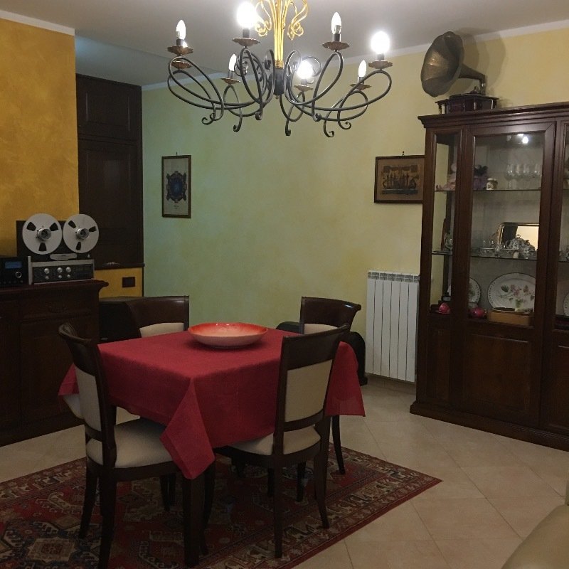 Prestigioso appartamento sito in Bagheria a Palermo in Vendita