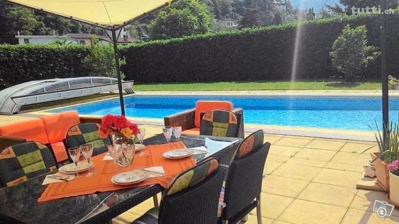 Barbengo villa con piscina a Como in Vendita