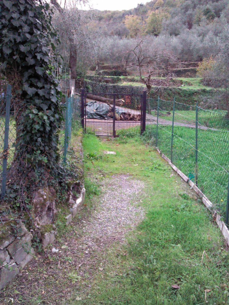 A Ciant tipica villa ligure a Savona in Vendita