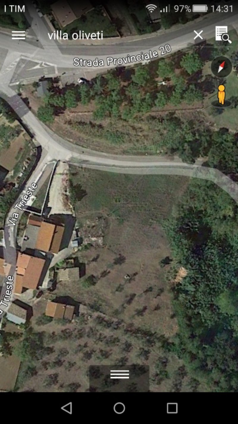 Rosciano terreno zona centrale Villa Oliveti a Pescara in Vendita