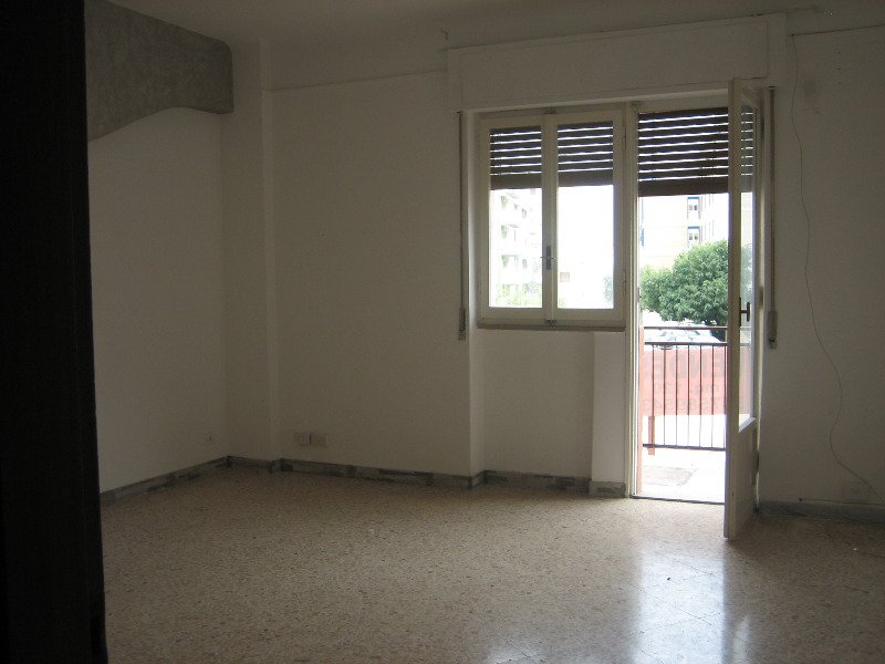 Taranto appartamento balconi esterno e interno a Taranto in Vendita