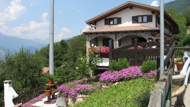 Cimbergo prestigiosa villa singola a Brescia in Vendita