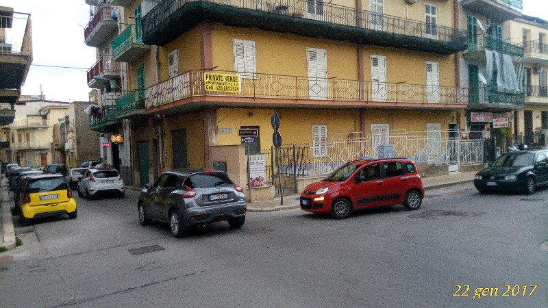 Bagheria da privato luminoso appartamento a Palermo in Vendita
