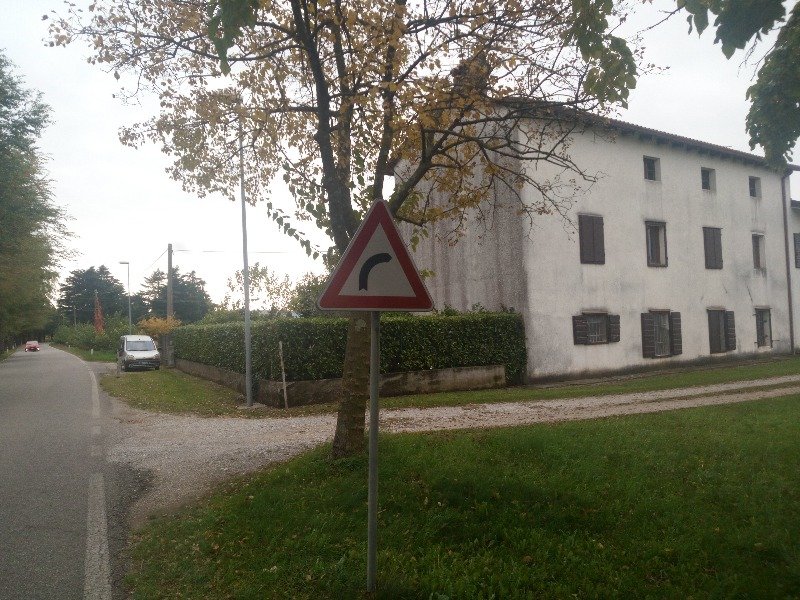 Farra d'Isonzo casale a Gorizia in Vendita