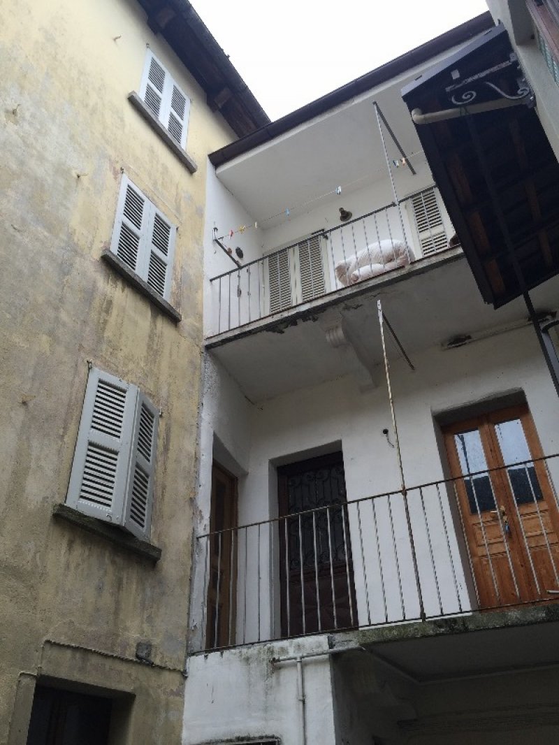 Appartamento in centro storico di Malesco a Verbano-Cusio-Ossola in Vendita