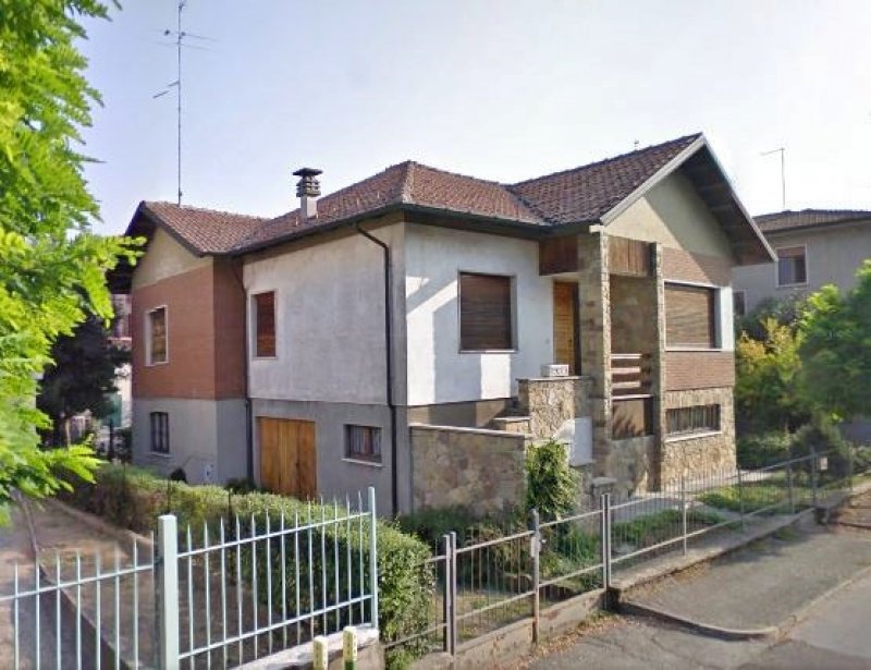 A Borgonovo Val Tidone villa a Piacenza in Vendita