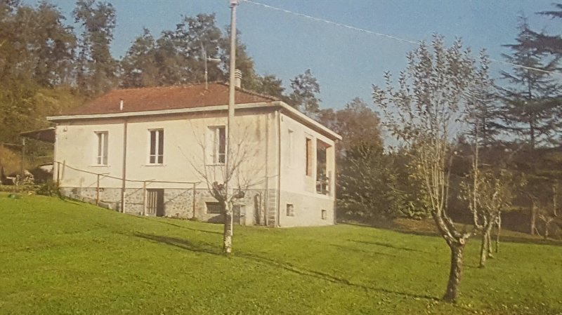 Licciana Nardi immobile indipendente a Massa-Carrara in Vendita