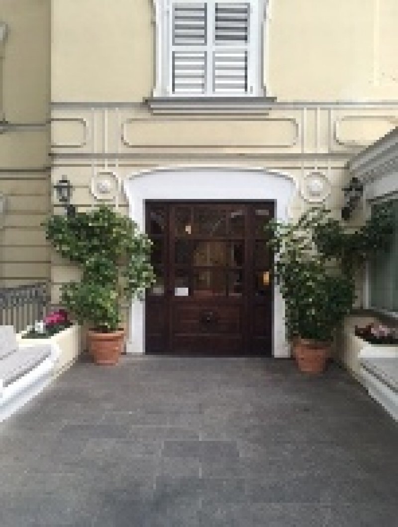 Capri appartamento a Napoli in Affitto