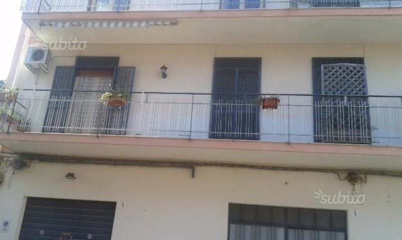 Gravina di Catania appartamento zona Fasano a Catania in Vendita