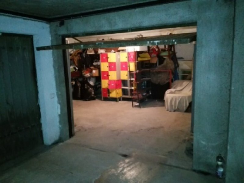 A Vasto garage a Chieti in Vendita