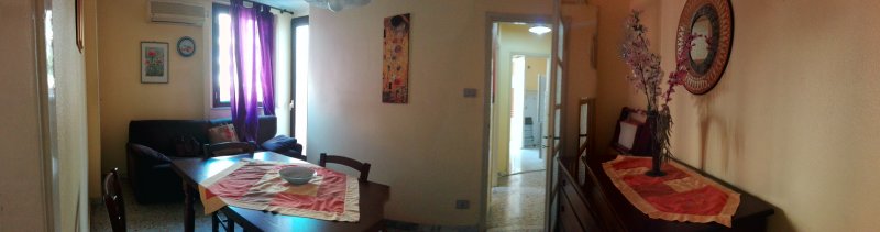 Catania appartamento con persiane e zanzariere a Catania in Vendita