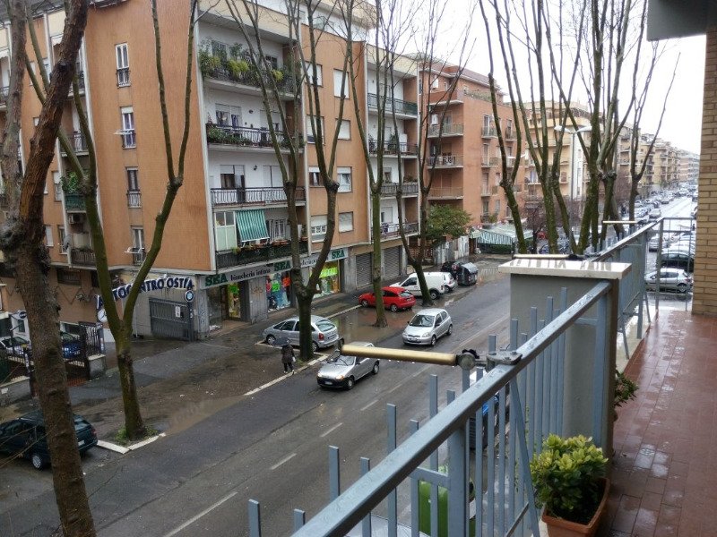 Roma appartamento con valvole termostatiche a Roma in Vendita