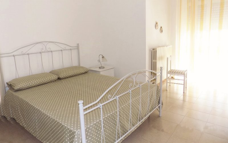 Veglie stabile con due appartamenti a Lecce in Vendita