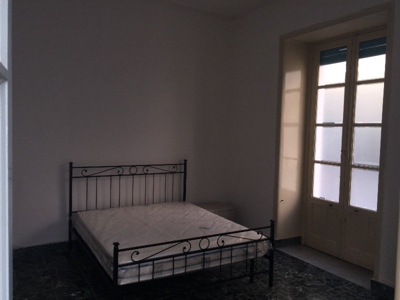 Catania stanze singole con letto matrimoniale a Catania in Affitto