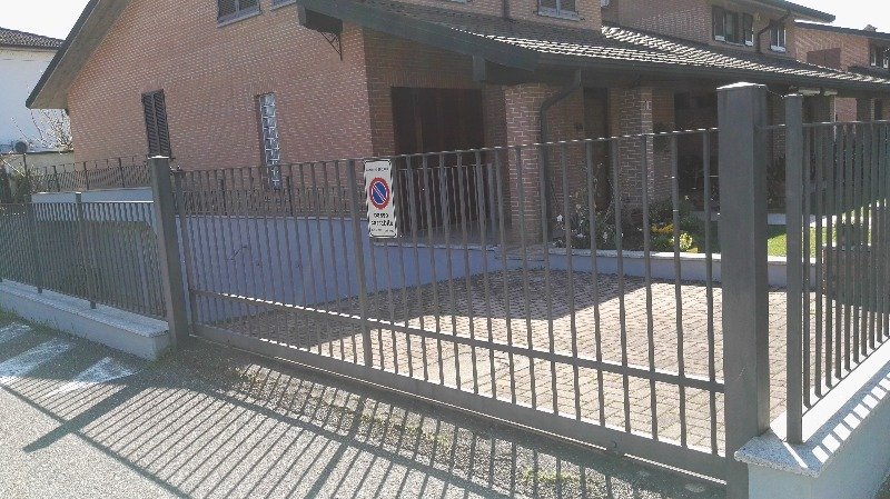 Zeccone porzione di villa bifamiliare a Pavia in Vendita