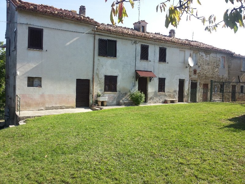 Cupramontana casa colonica a Ancona in Vendita