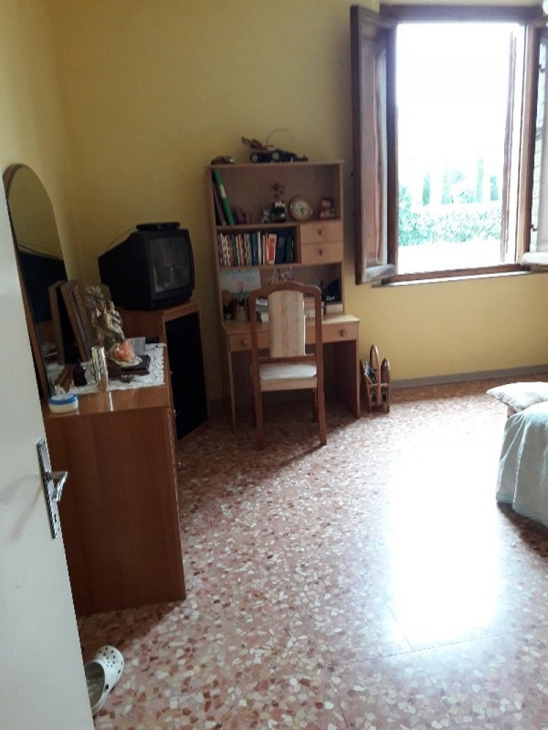 Cerreto Guidi appartamento in bifamiliare a Firenze in Vendita