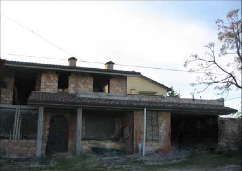 Cesena grezzo situato in campagna a Forli-Cesena in Vendita