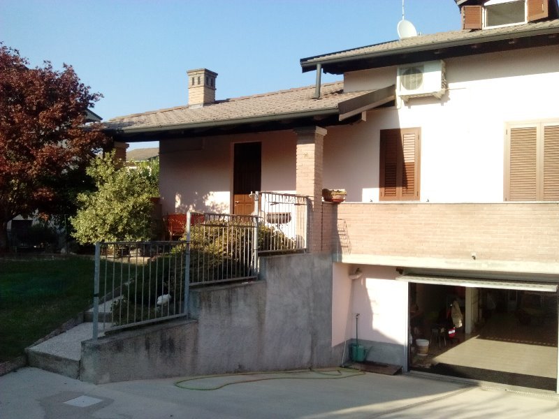 Spirago di Marzano villa bifamiliare a Pavia in Vendita
