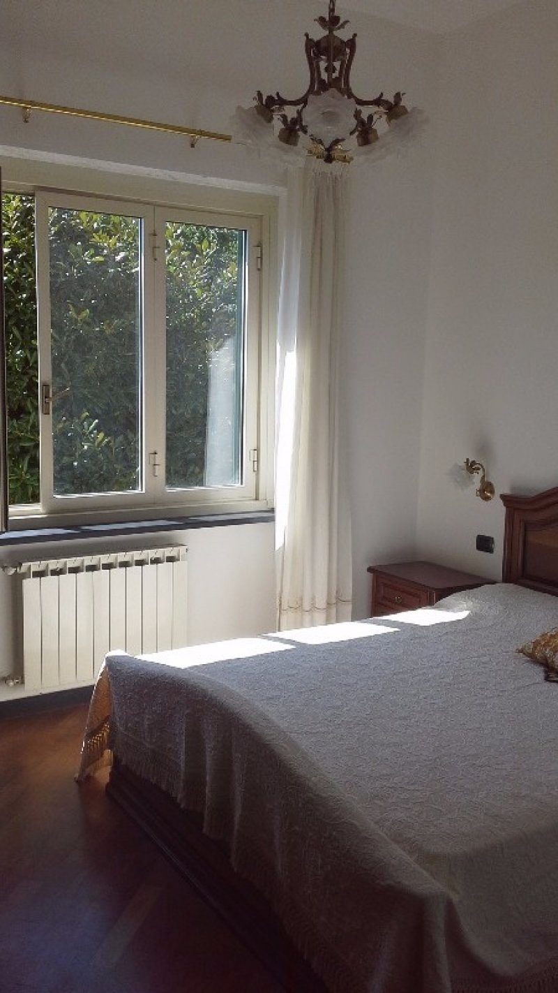 Rapallo appartamento in villa vista mare a Genova in Vendita