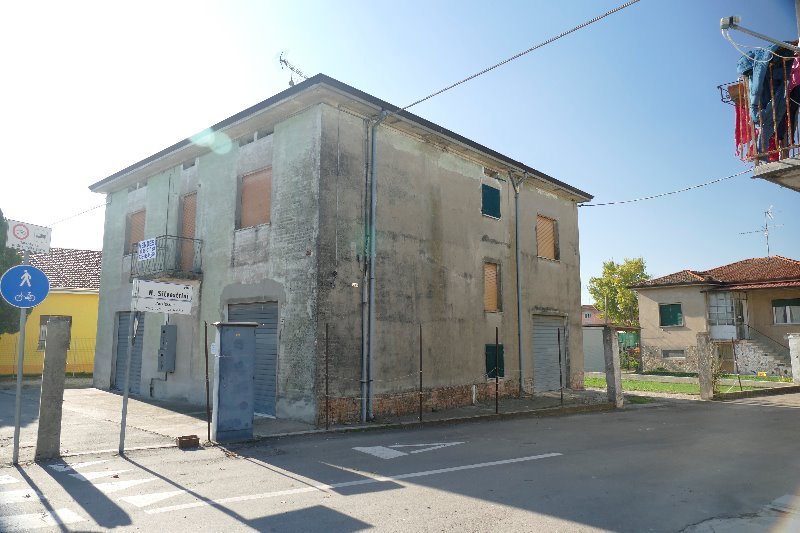 Gavello di Mirandola casa singola a Modena in Vendita