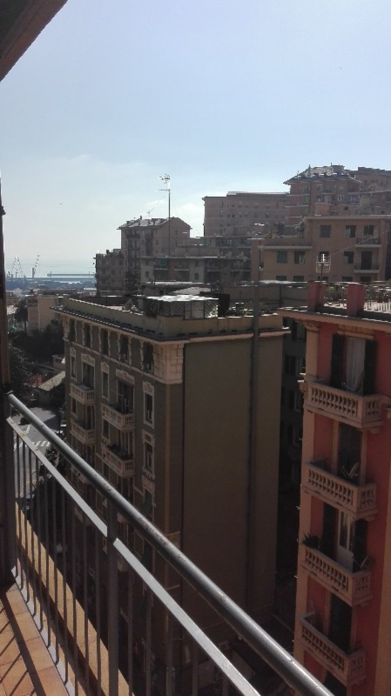 Genova vista mare appartamento a Genova in Vendita