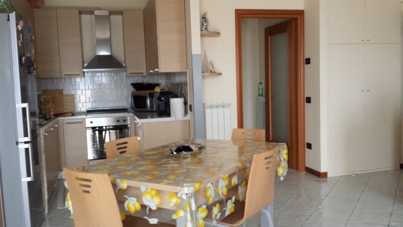 Appartamento condominiale a Montefano a Macerata in Vendita