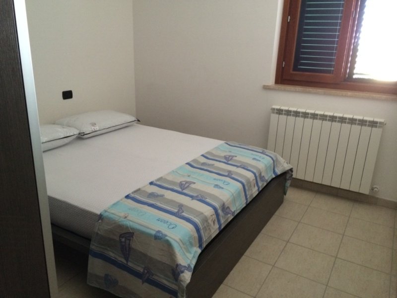 Alba Adriatica appartamento con posto auto cantina a Teramo in Vendita