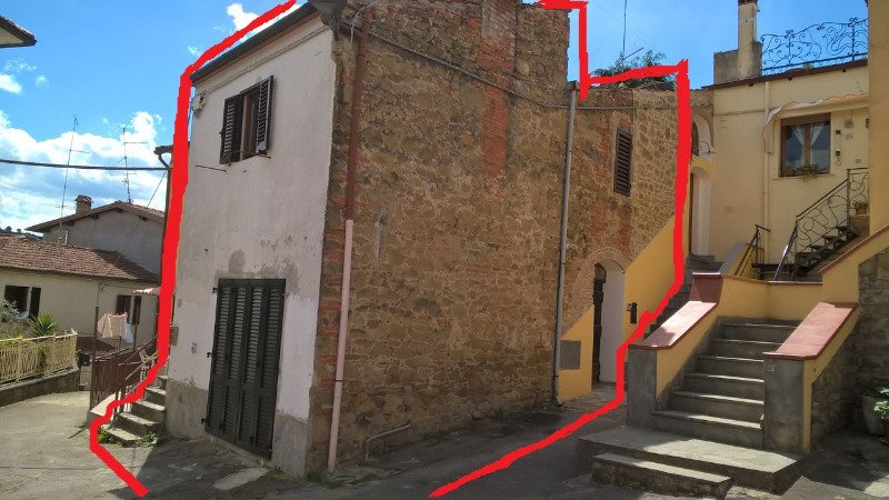 Localit Chiani terratetto in pietra a Arezzo in Vendita