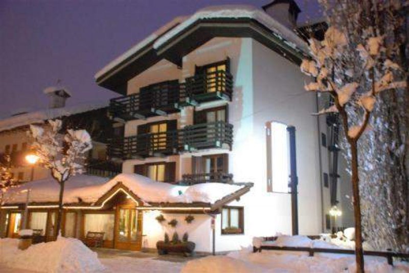 Les jumeaux hotel domina multipropriet a Valle d'Aosta in Vendita