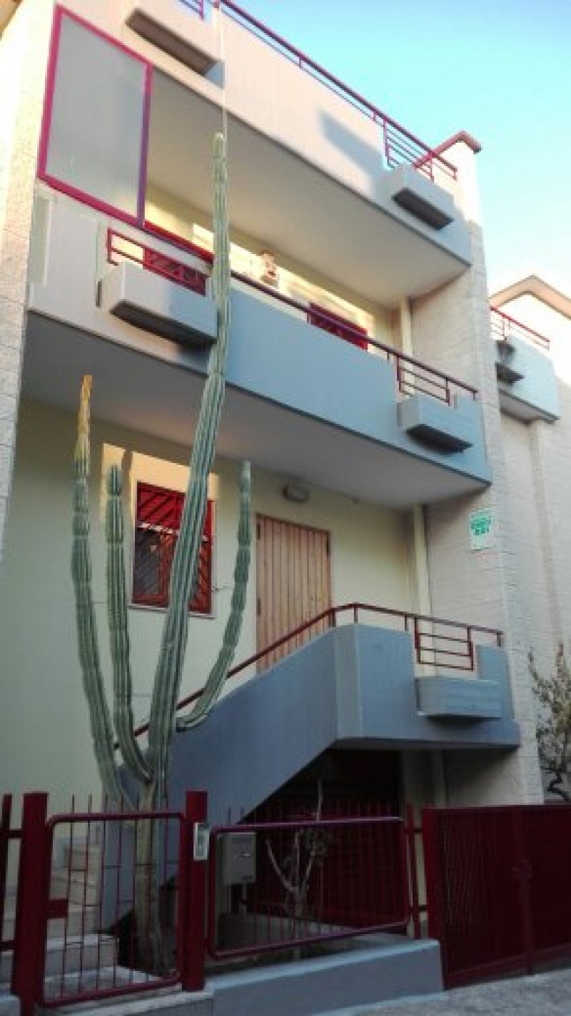 Cassano delle Murge casa su tre livelli a Bari in Vendita