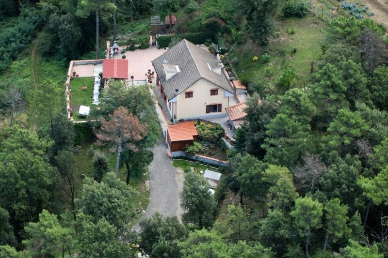 Carmignano villa bifamiliare a Prato in Vendita
