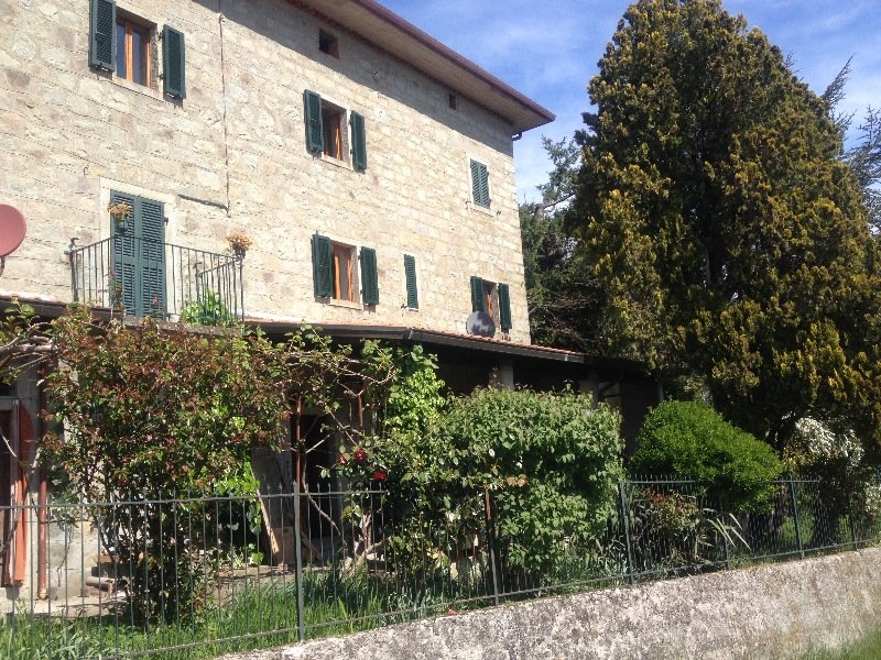Localit La Colla appartamentino arredato a Massa-Carrara in Affitto