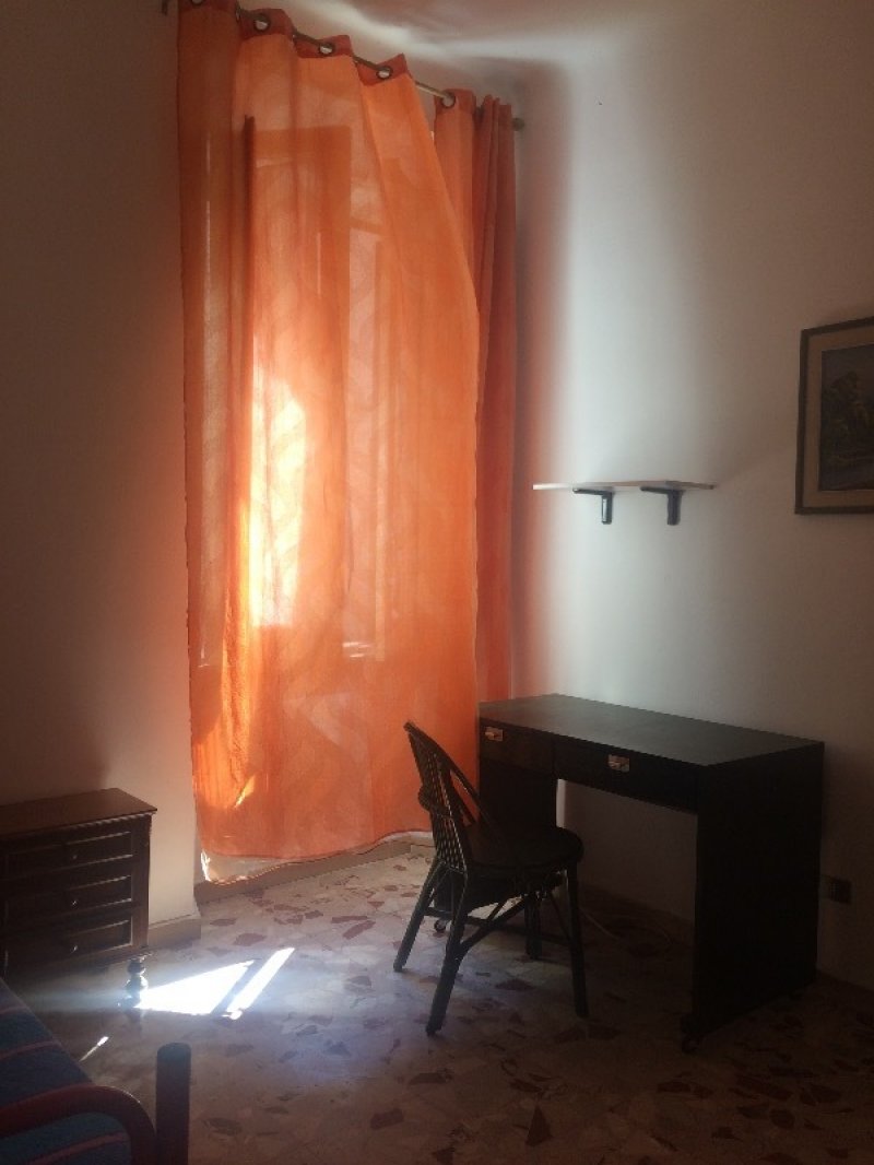 Messina appartamento luminoso a studenti a Messina in Affitto