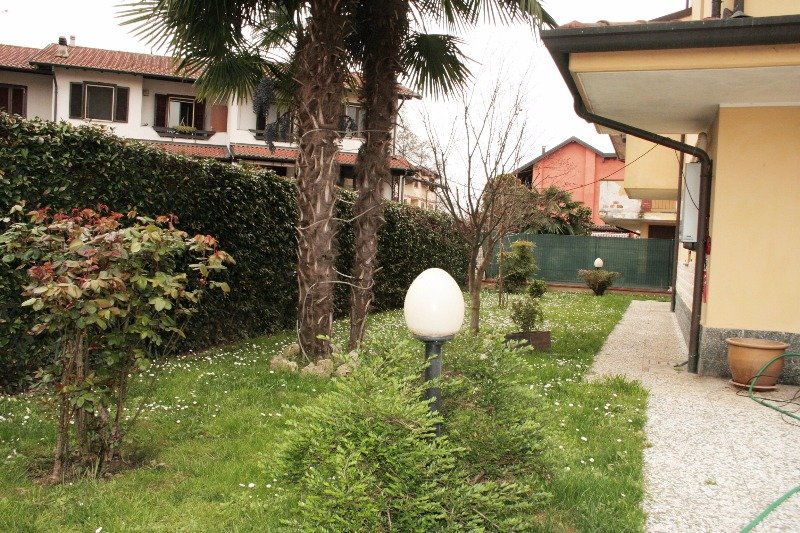 Gudo Visconti villa singola a Milano in Vendita
