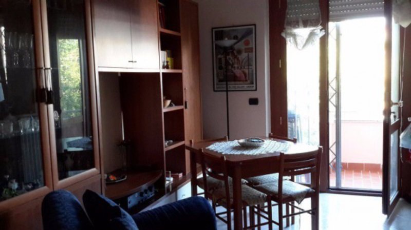 Asti alloggio posto in zona residenziale a Asti in Vendita