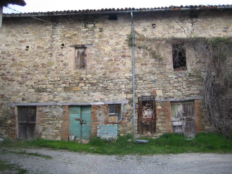 Bazzano propriet rustica a Parma in Vendita