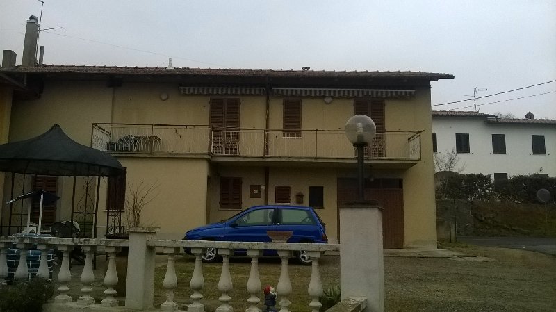 Arezzo casa su due piani a Arezzo in Vendita