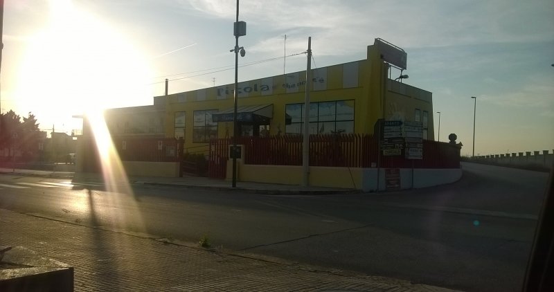 Manduria locale commerciale a Taranto in Vendita