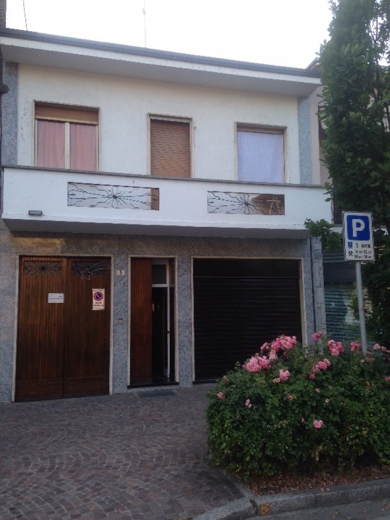Turbigo casa singola a Milano in Vendita